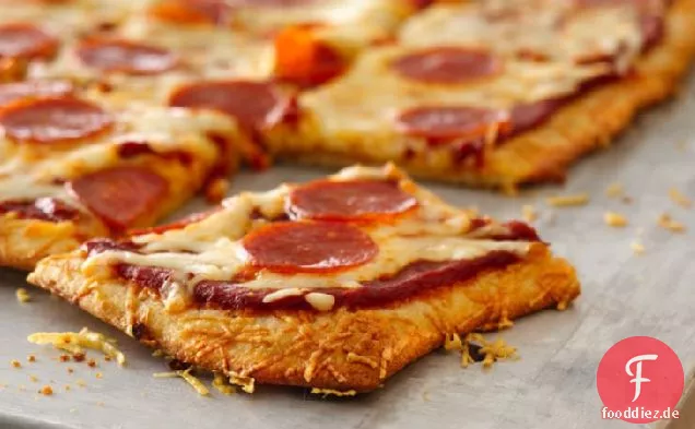 Parmesan verkrustete Peperoni Pizza
