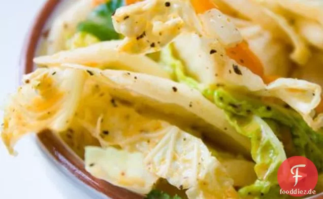 Leichter Ingwer Citrus Napa Slaw