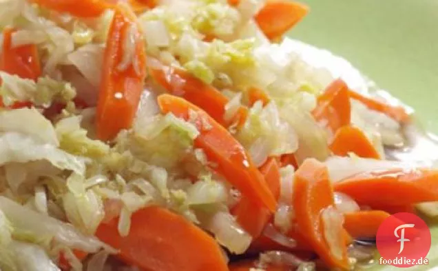 Napa Kohl und Karotten mit Reiswein Austernsauce Rezept