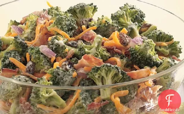 Brokkoli, Speck und Cheddar-Werfen
