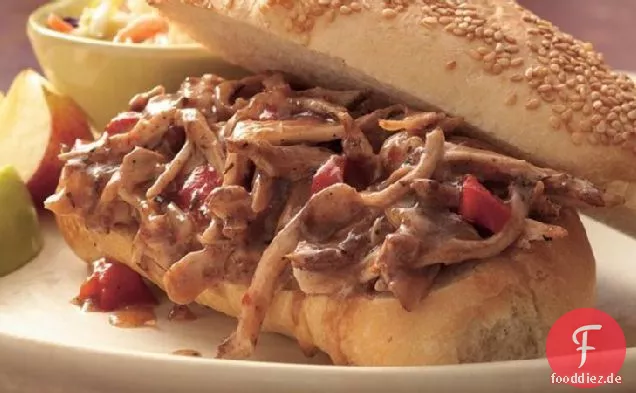 Slow-Cooker Big und Spicy Chicken Hoagies