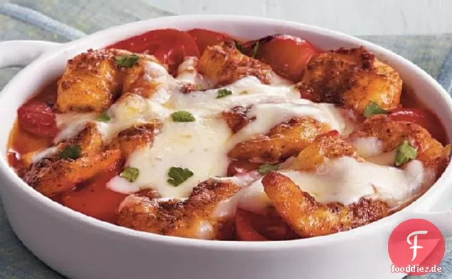 Cajun-Garnelen und Tomaten