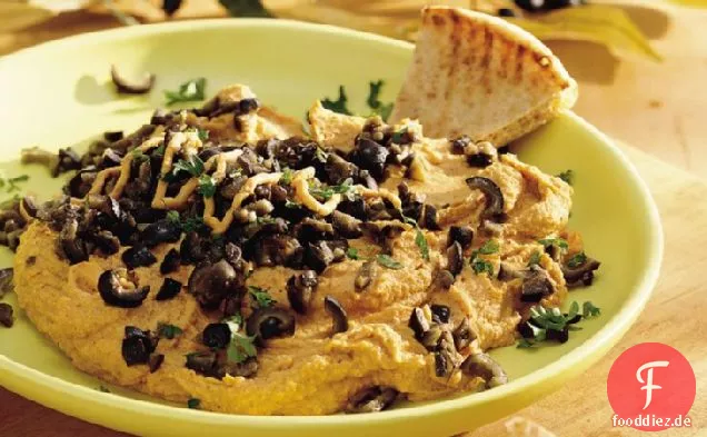 Hummus- und Oliven-Tapenade-Aufstrich
