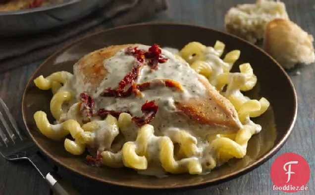 Einfaches cremiges Pesto-Huhn
