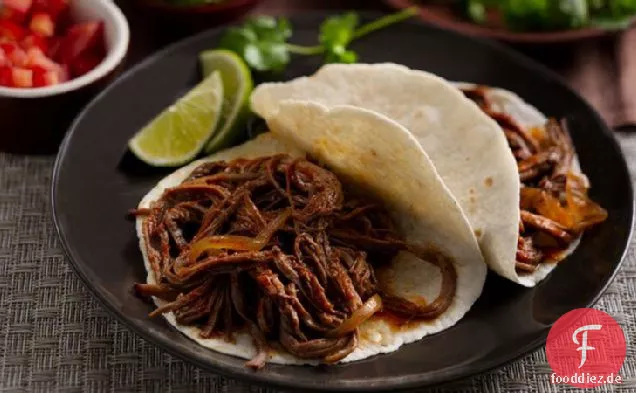 Chile und gerösteter Knoblauch Rindfleisch Brisket Tacos
