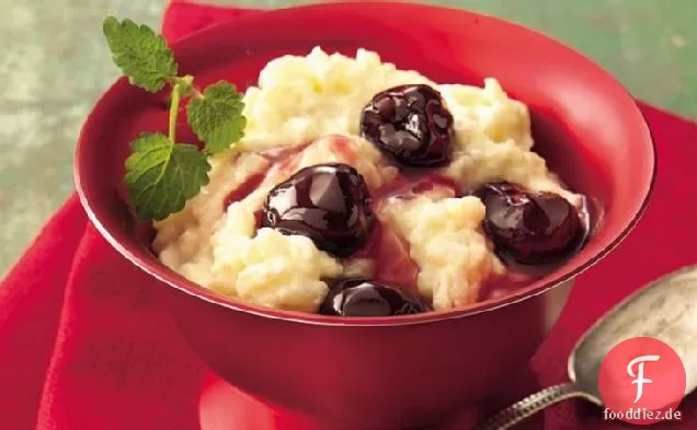 Cremiger Milchreis mit gebrannter Kirschsauce