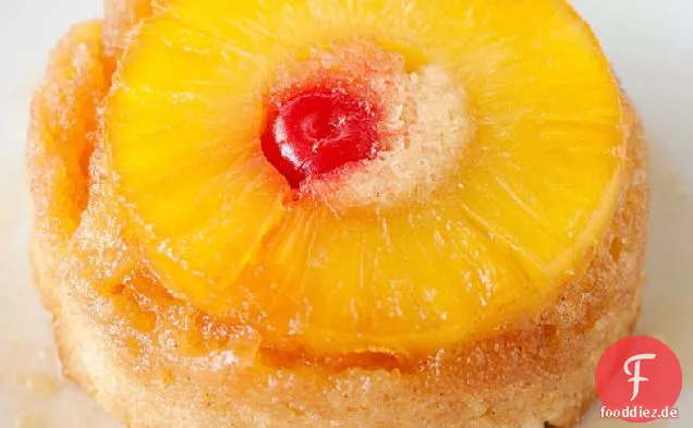Boozy Mini Ananas Kopf Kuchen