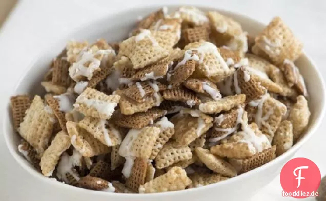 Frosted Muskatnuss Cookies Chex Mix