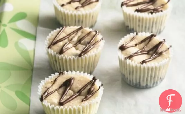 Kekse und Sahne Mini-Käsekuchen