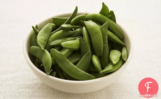 Frische Erbsen mit Schinken
