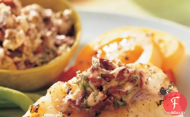 Gegrillter Wolfsbarsch mit Zitrus-Oliven-Butter