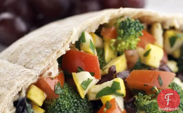 Skinny Veggie-Salat in einer Tasche