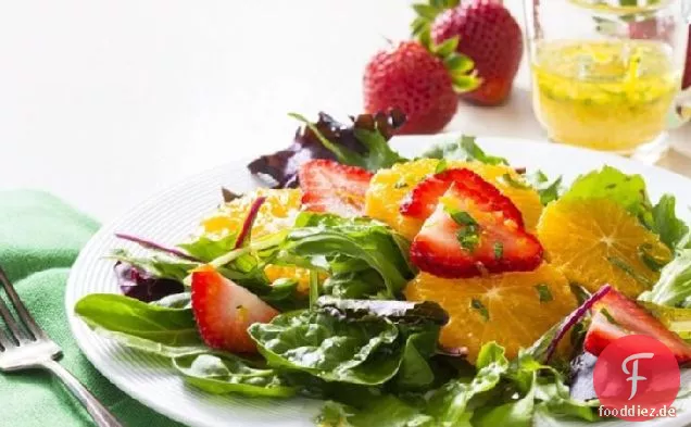 Orangen-Erdbeersalat