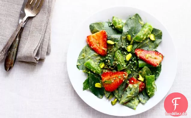Fava Green + Snap Erbsensalat mit cremigem Avocado-Dressing