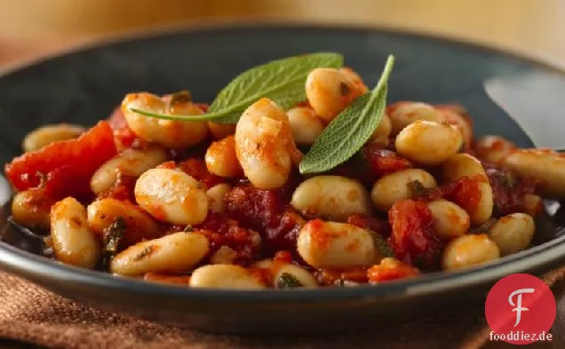 Cannellini mit Tomaten und Salbei