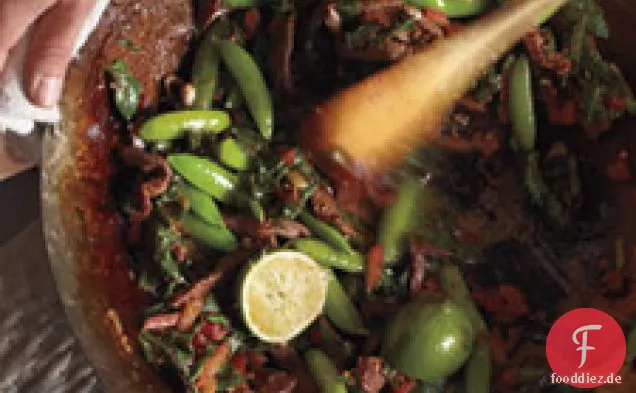 Mangold, grüne Erbsen und Rindfleisch Stir-fry