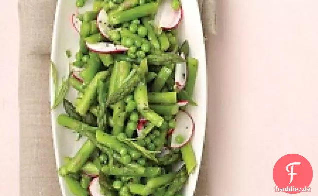 Spargel, Erbsen und Radieschen mit frischem Estragon