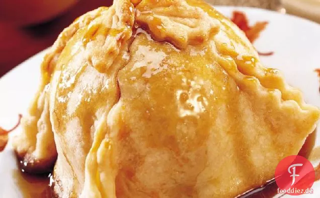 Pfirsich-Knödel mit Brandy Cream