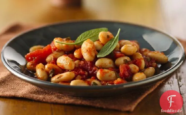 Cannellini mit Tomaten und Salbei