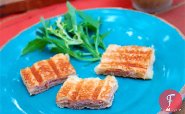 Croque-Monsieur Beißt