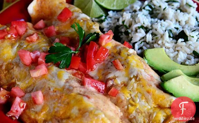 Einfache Huhn & Käse Enchiladas