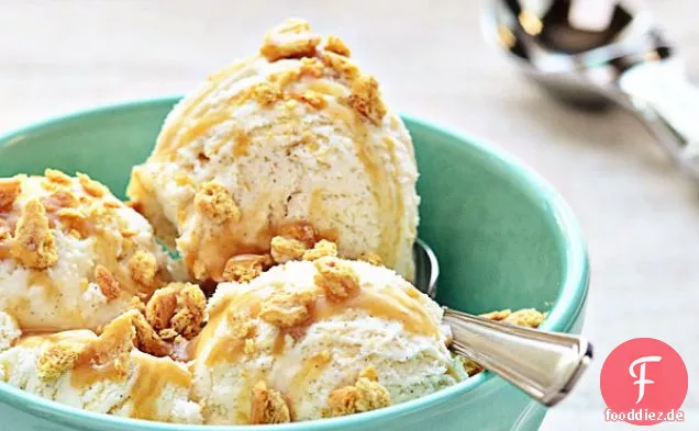 Easy Vanilla Bean Ice Cream