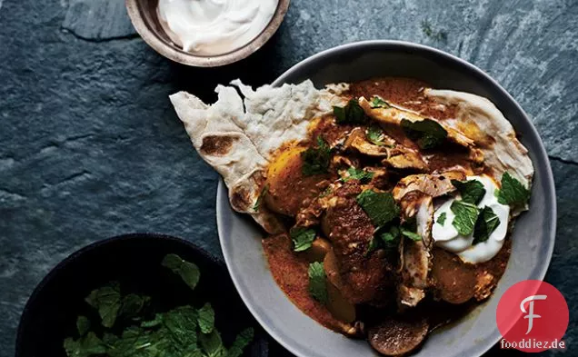 Indisch gewürztes Huhn mit Tomaten und Sahne