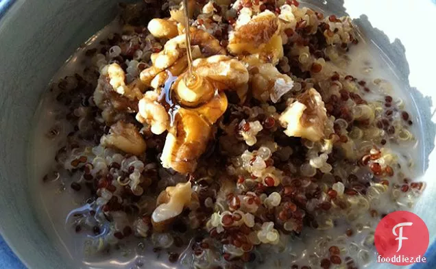 Zimt-duftendes Frühstück Quinoa