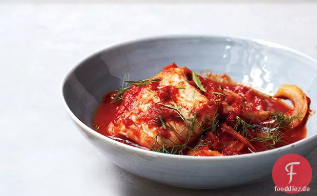 Flunder pochiert in Fenchel-Tomatensauce