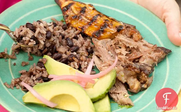 Kubanisches gegrilltes Schweinefleisch (Lechon Asado)