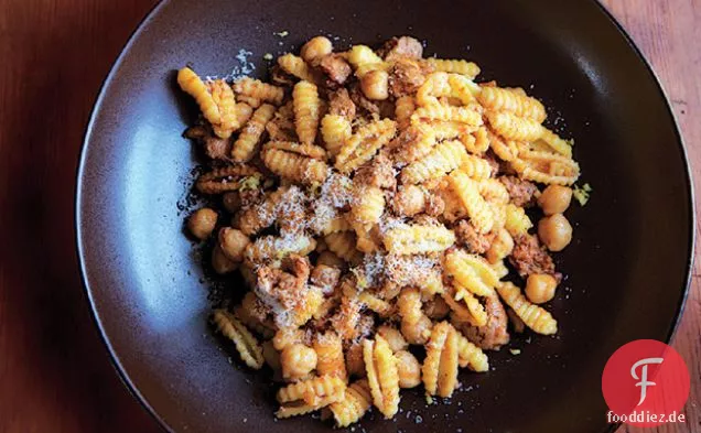 Pasta mit Chorizo und Kichererbsen