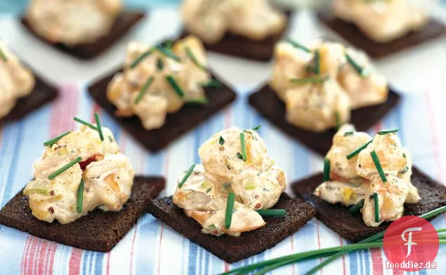 Würzige Garnelen-Rémoulade auf Melasse-Buttertoast