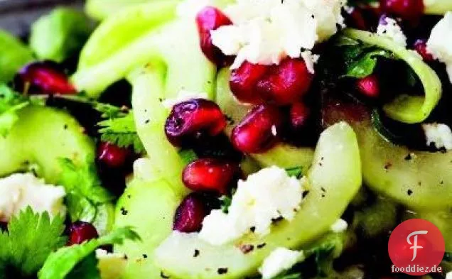 Gurken-Granatapfelsalat