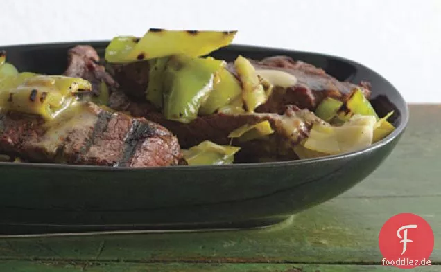 Gegrilltes Steak und Paprika-Vinaigrette