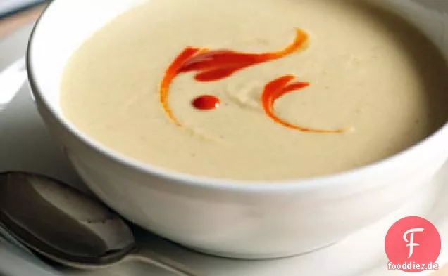 Weiße Bohnensuppe mit Chilipaste