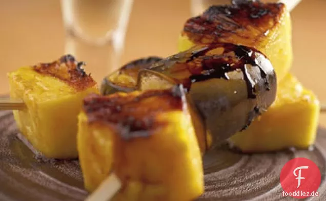 Gegrillte Ananas und Bananen mit Limonade Glasur