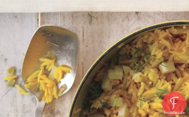 Gerösteter Orzo mit Safran und Fenchel