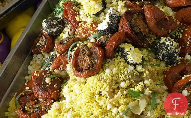 Couscous und Mograbiah mit ofengetrockneten Tomaten