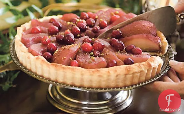 Gewürzte Cranberry-Birnen-Torte
