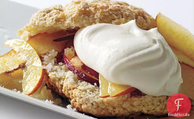 Frischer Pfirsich und Gingercream Shortcakes