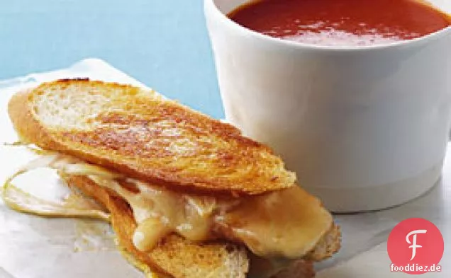 Gegrillte Cheddar-Fenchel-Sandwiches mit Curry Mayo