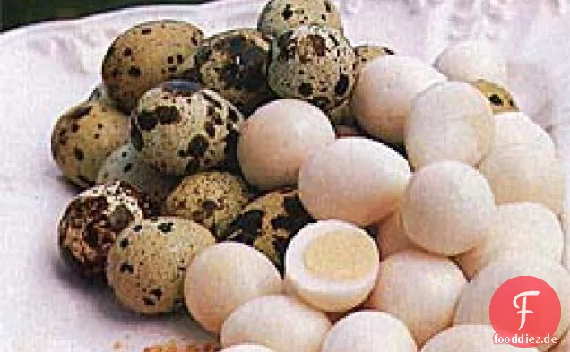 Wachteleier mit geröstetem Sesamsalz