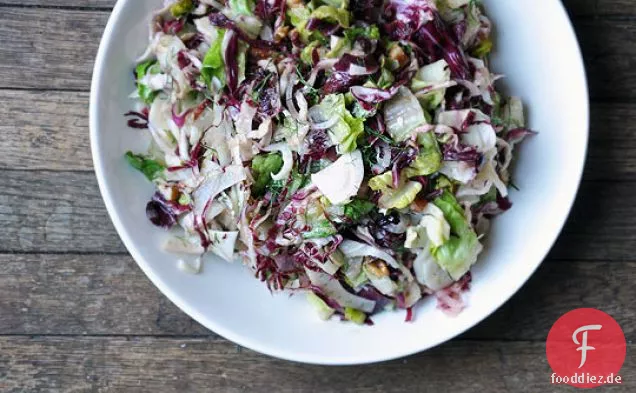 Fenchel und Radicchio Wintersalat mit Pekannüssen