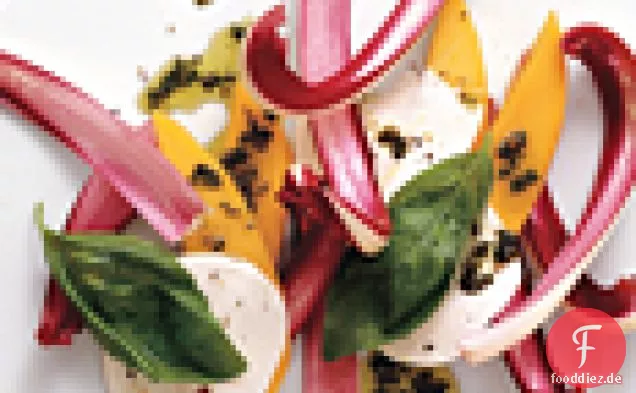 Mango-radicchio Caprese Mit basilikum-Vinaigrette