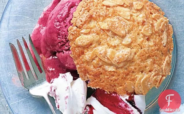Orangen-Mandel-Shortcakes mit Cranberry-Parfait