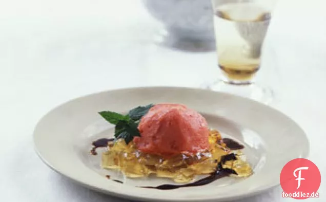 Gazpacho-Sorbet mit Apple Aspik