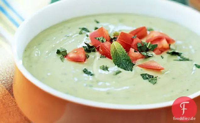 Gekühlte Avocado-Minze-Suppe