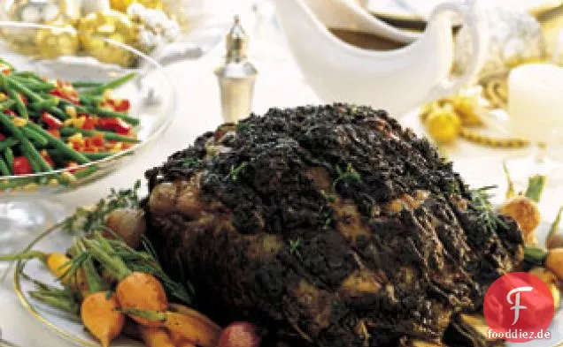 Stehrippenbraten mit Rosmarin-Thymian-Kruste