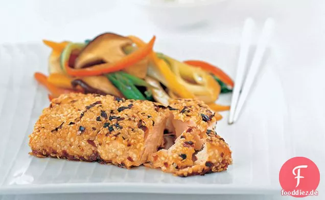 Mit Sesam verkrusteter Lachs