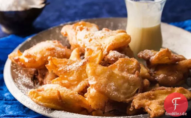Apfelkrapfen mit Orangenglasur
